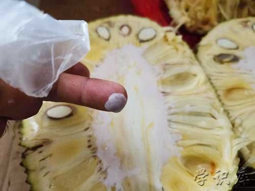 菠萝蜜的胶粘在手上怎么洗掉，三个方法清洗手上胶粘