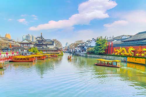 南京旅游必去十大景点推荐(南京最值得去的10个景点)